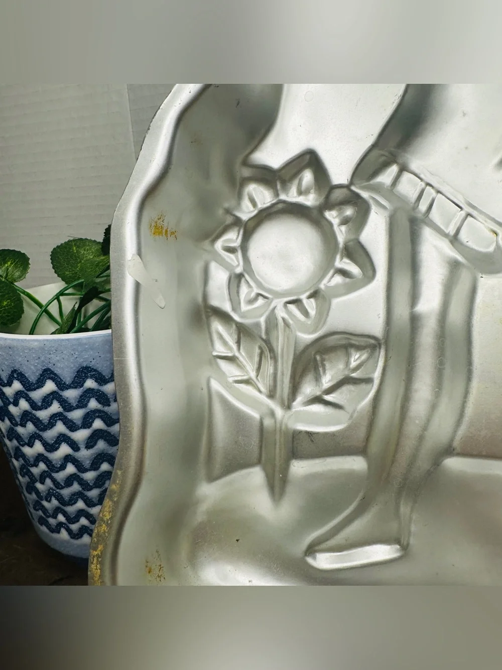 Disney Vintage Wilton Pocahontas 14 Inch Cake Pan